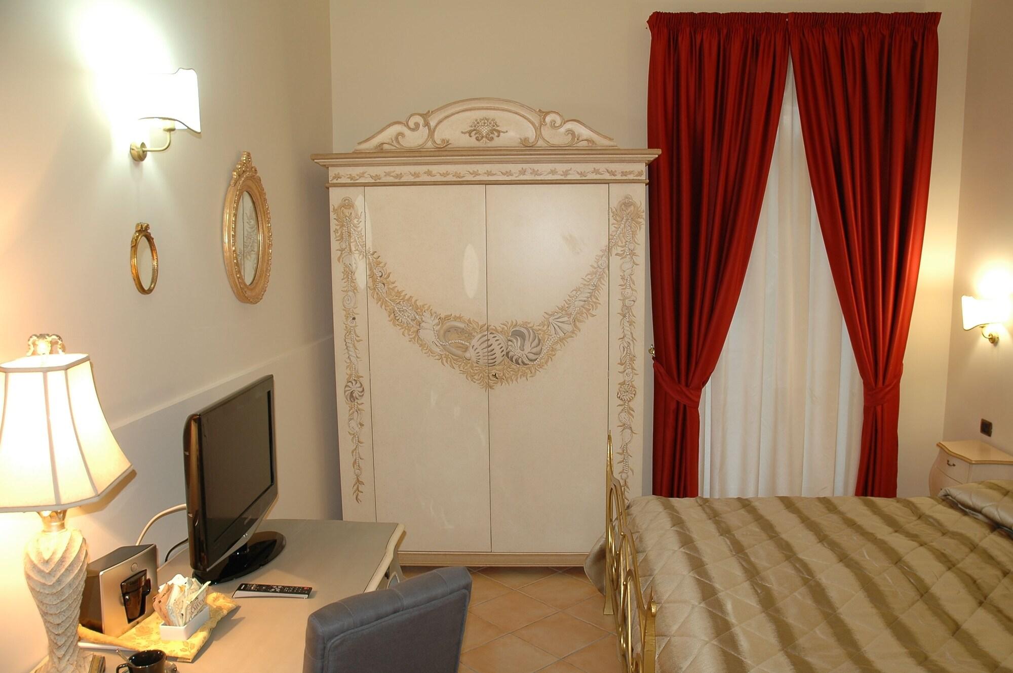 Charme Hotel Villa Principe Fitalia ファヌザ エクステリア 写真